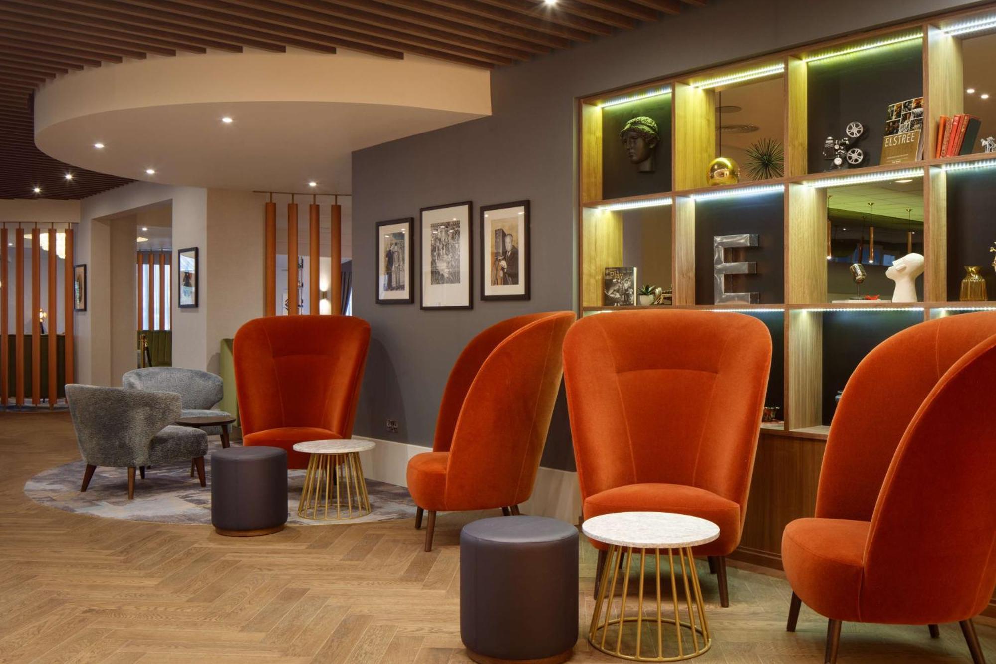 Doubletree By Hilton London Elstree Hotel Borehamwood Eksteriør billede